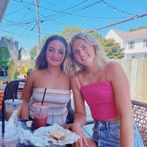 Meet your Posher, Riley